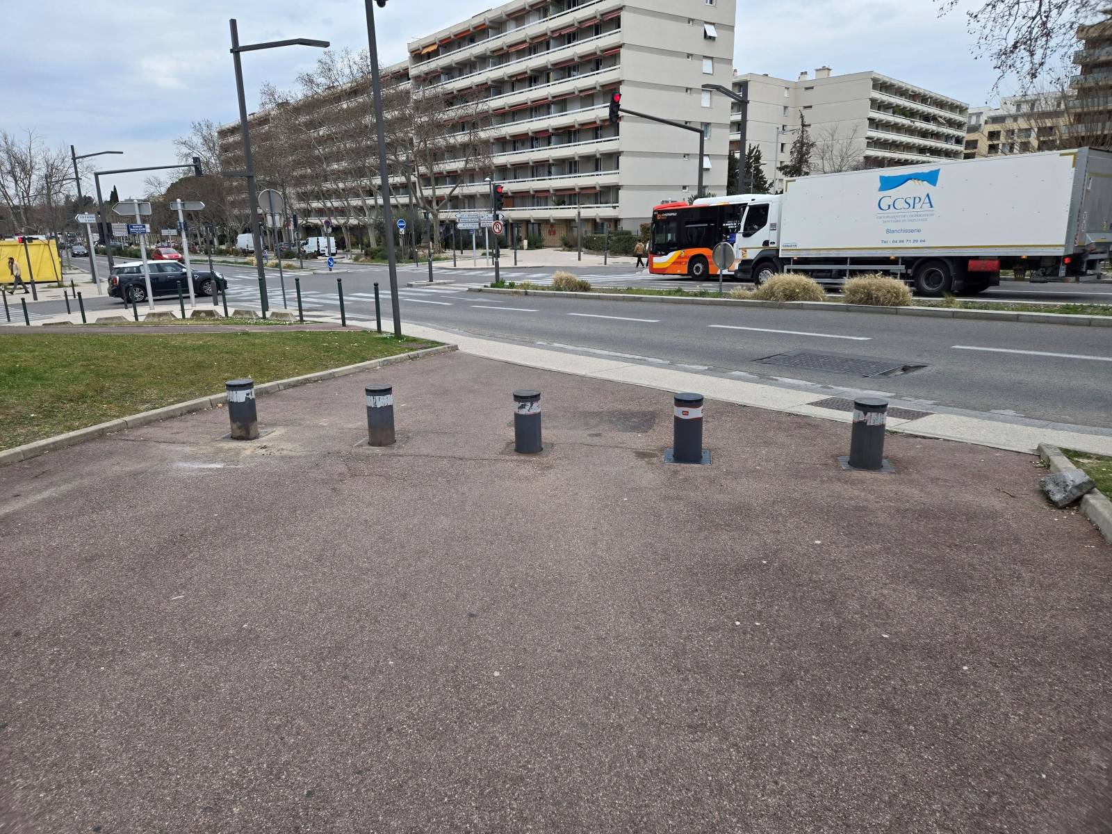 Borne escamotable de dissuasion BFT