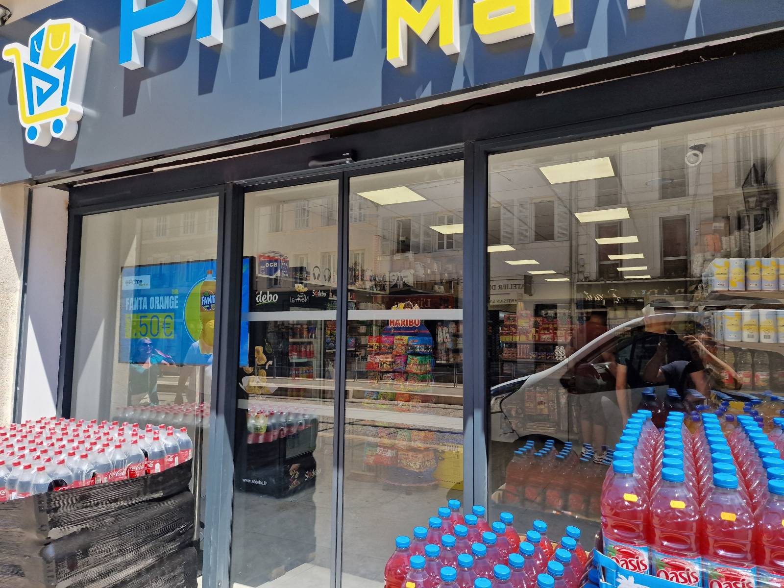 Installation d'une porte automatique à 2 vantaux près de Marseille