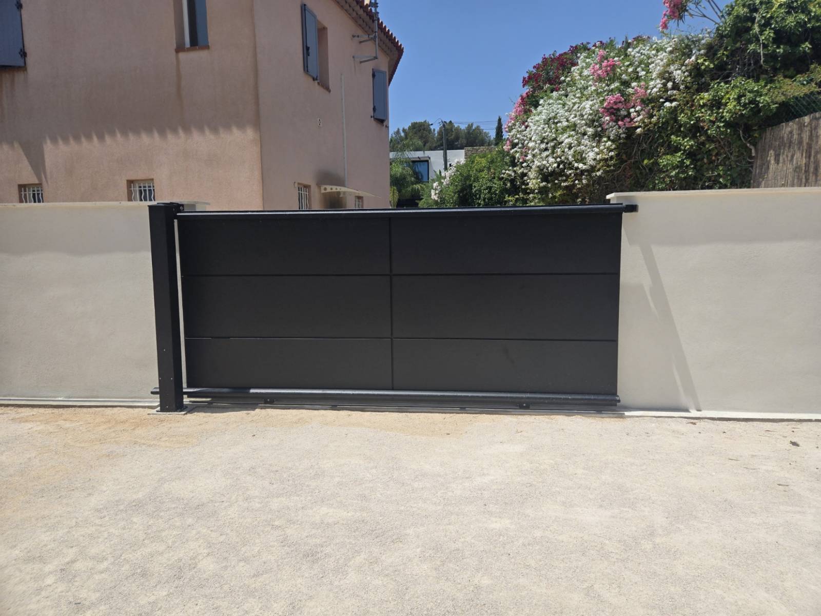 Portail lucco à cassettes