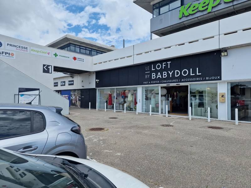 Ouverture d'une porte automatique