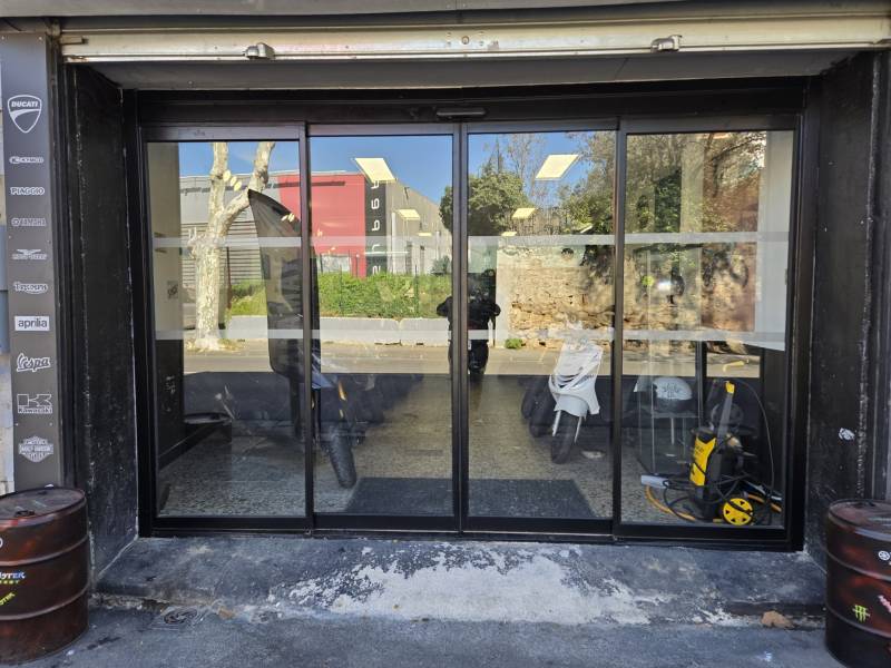 Porte automatique à 2 vantaux