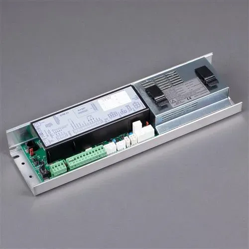 Remplacement d'une carte électronique stm 20 Record pour porte automatique dans une boulangerie à Lambesc près d'Aix en Provence