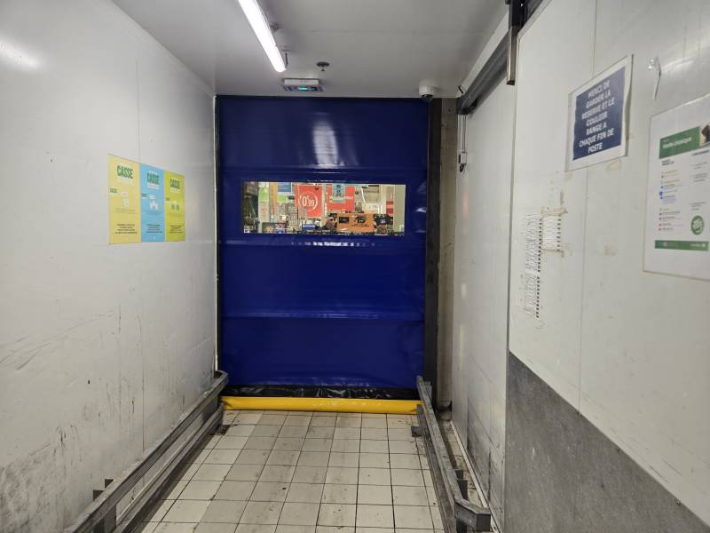 Installation d'une porte souple rapide SAFIR